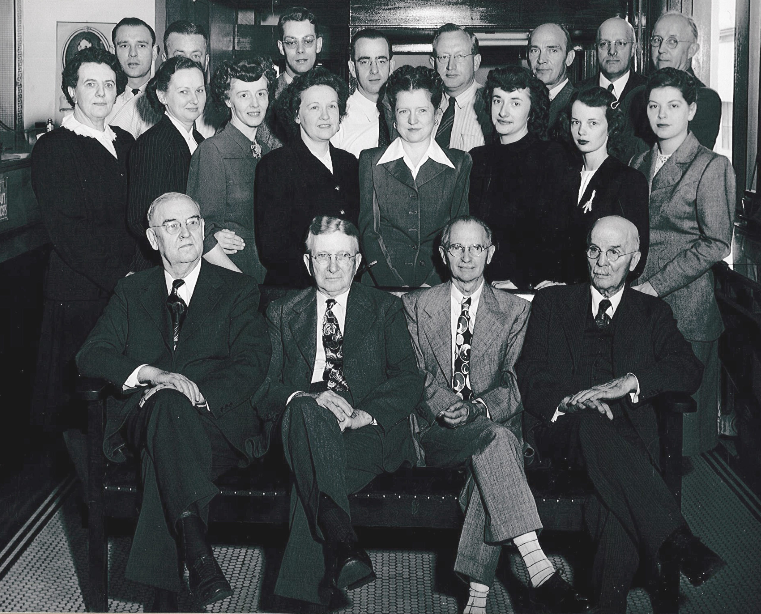 Lake City Bank shareholders in 1947