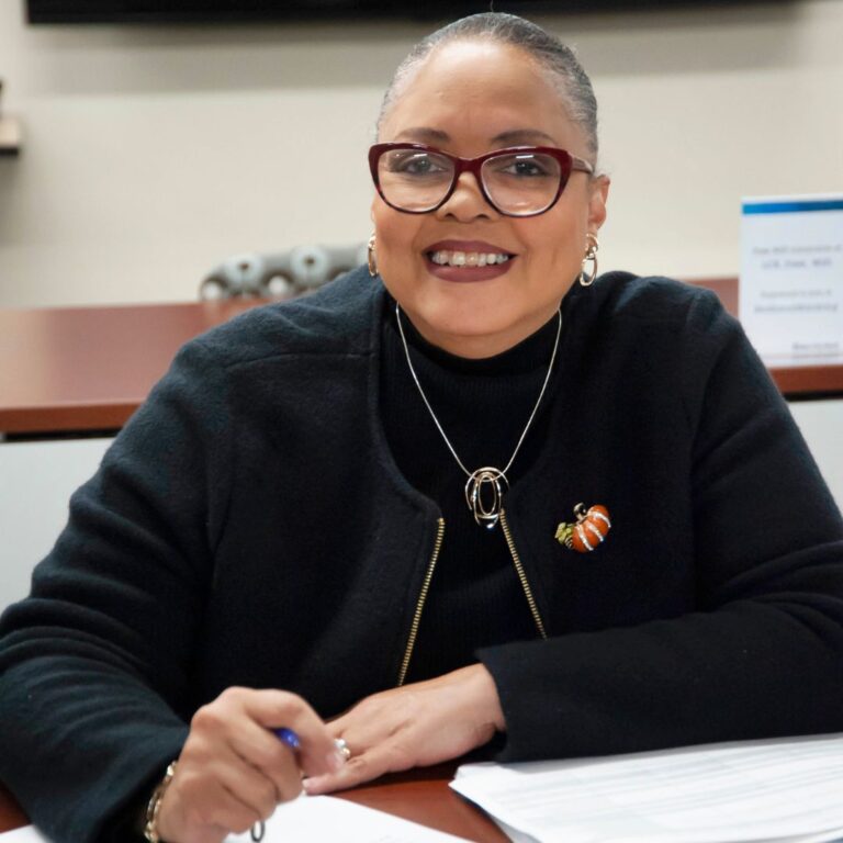 Gloria Crawford is Lake City Bank Lake City Bank Northern and