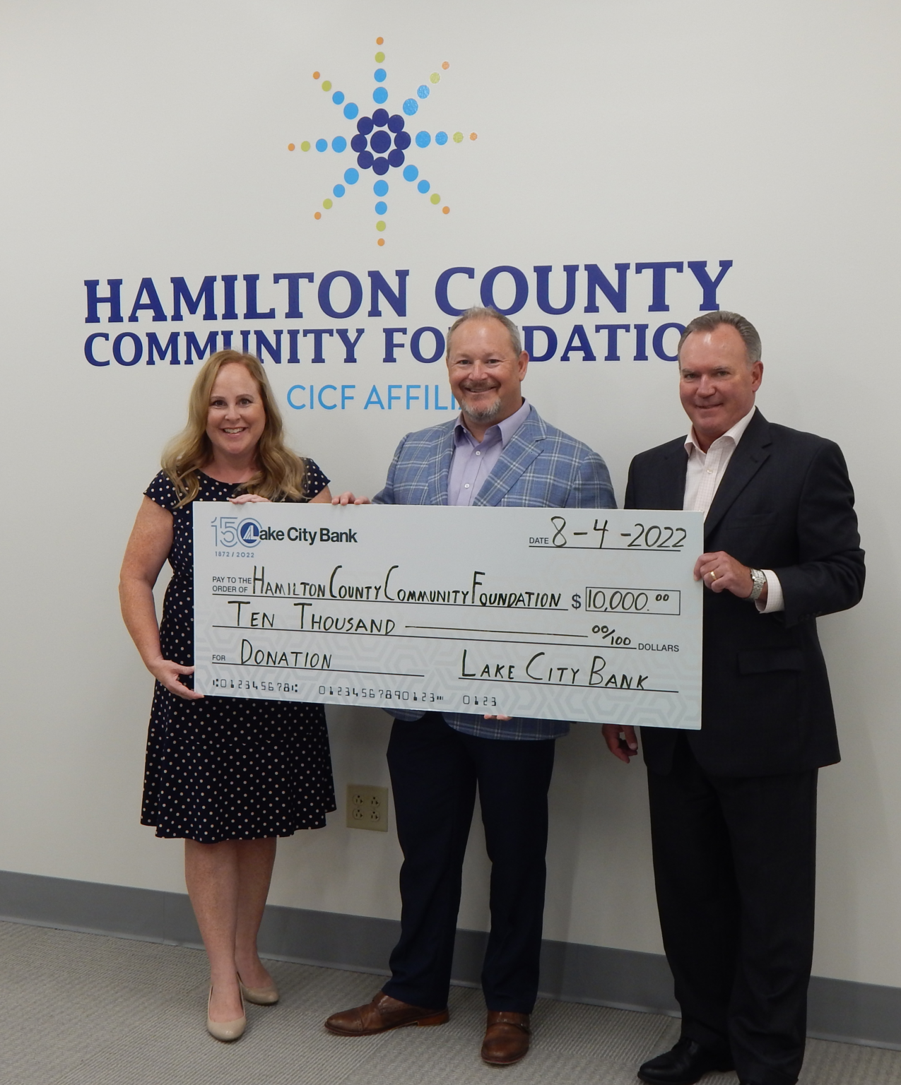 Lake City Bank Donates to Hamilton County Community Foundation Lake